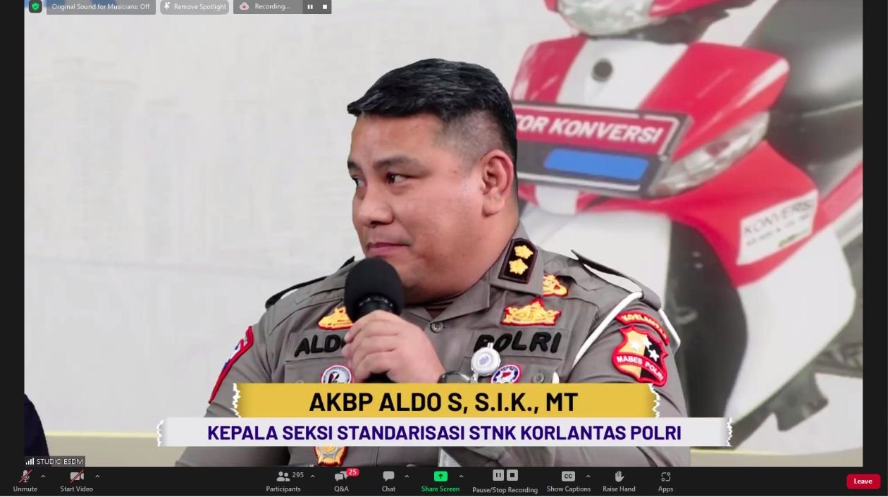 AKBP Aldo Dukung Layanan Perubahan STNK Sepeda Motor Listrik