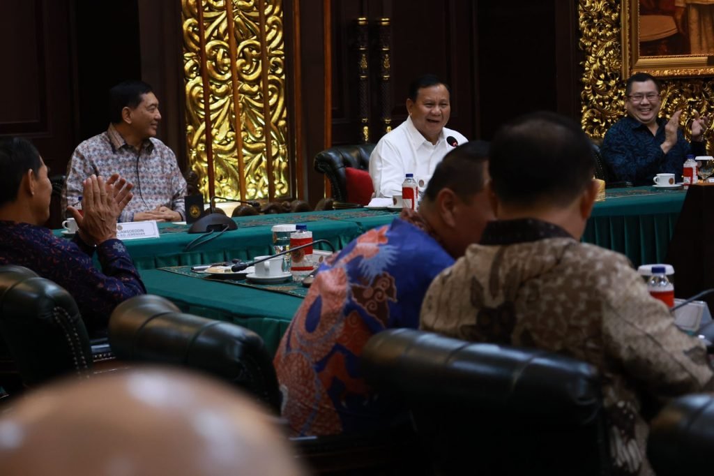 Menteri Pertahanan Prabowo Subianto Terima Kunjungan Silaturahmi Ketum Partai Perindo