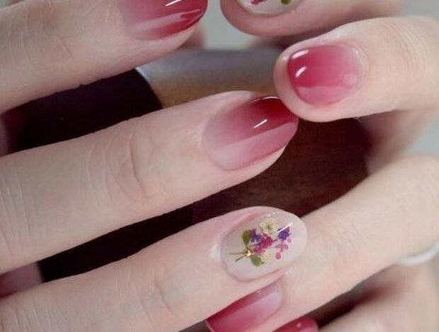 Seni Nail Art: Inspirasi Desain Kuku Bagi Wanita Karir