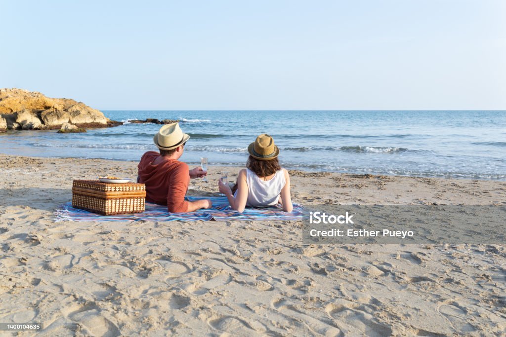 Tips Mengatur Perjalanan Akhir Pekan Romantis Bersama Pasangan