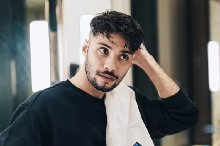 Menjelajah Kehidupan 3 Selebriti Tampan Ini di Luar Layar: Refal Hadi, Omar Daniel, Bryan Domani