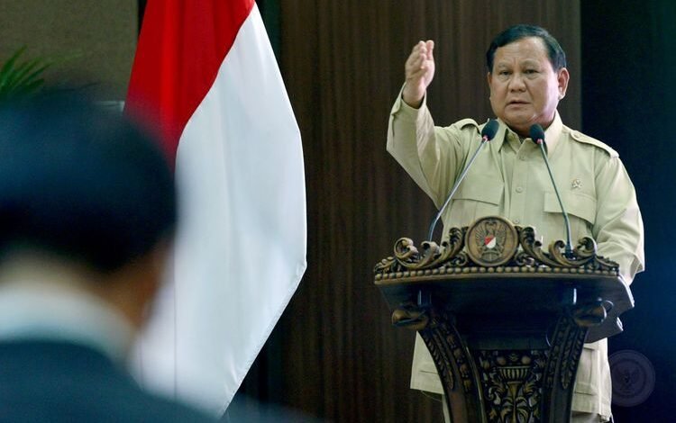 Polemik Pangkat Jenderal Kehormatan Prabowo: Sahkah Bagi Pensiunan TNI?