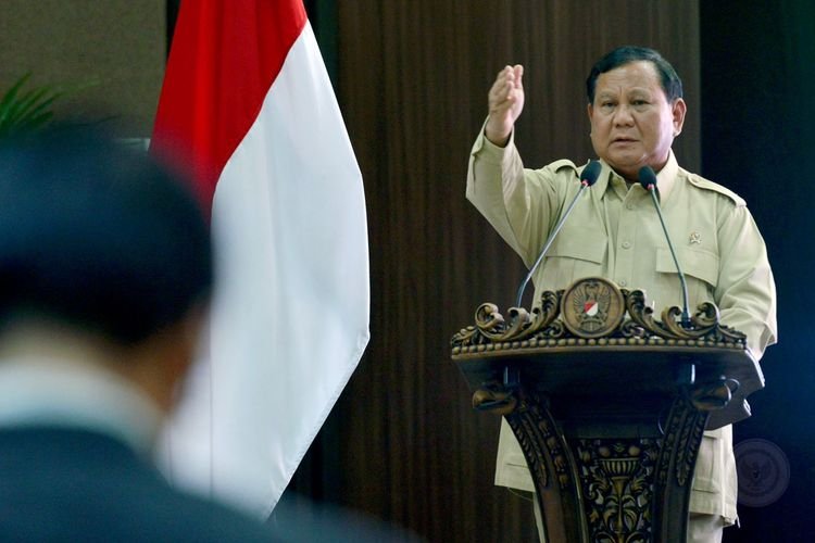 Polemik Pangkat Jenderal Kehormatan Prabowo: Sahkah Bagi Pensiunan TNI?