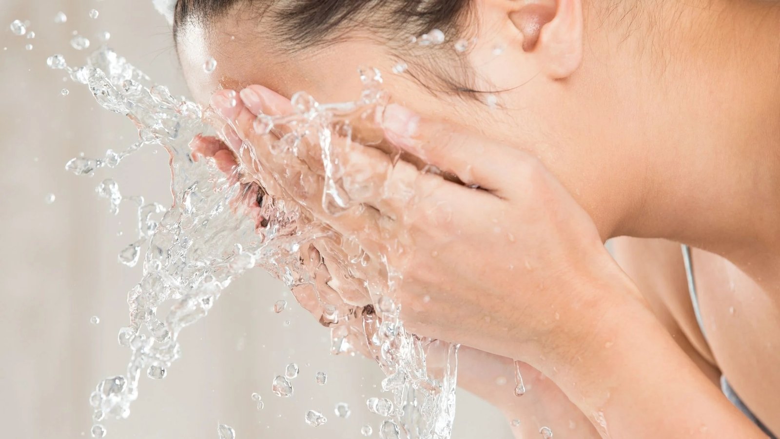 9 Tips Mencuci Wajah untuk Kulit Segar dan Bersih