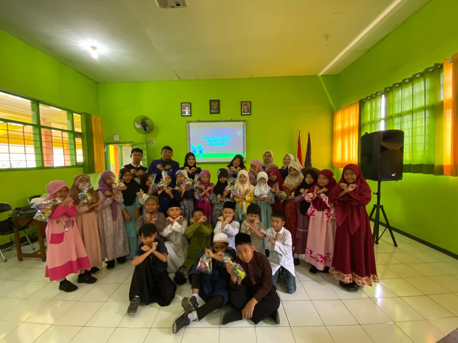 Sosialisasi Anti Bullying Dalam Program Membangun Karakter Tanpa Bullying Di SDN Purwodadi 1 Kota Malang