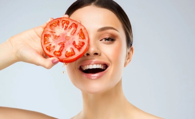 Apa Saja Sih 7 Manfaat Tomat untuk Wajah?