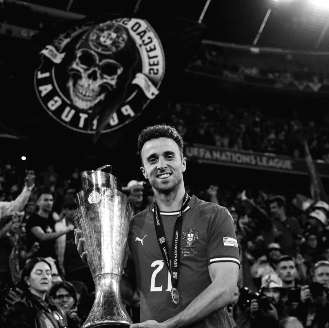 Duka Mendalam Sepak Bola: Diogo Jota Tewas Tragis dalam Kecelakaan Maut di Spanyol