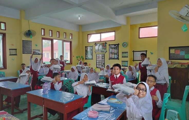 Pemerintah Batalkan Sekolah Daring April 2026, Pembelajaran Tetap Tatap Muka