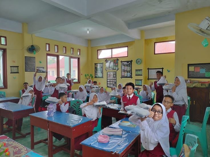 Pemerintah Batalkan Sekolah Daring April 2026, Pembelajaran Tetap Tatap Muka